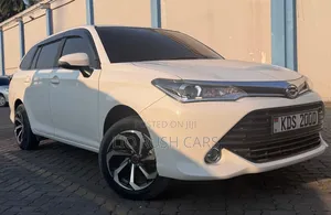 Toyota Corolla Fielder 2018 White