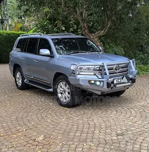 Toyota Land Cruiser 2012 Blue