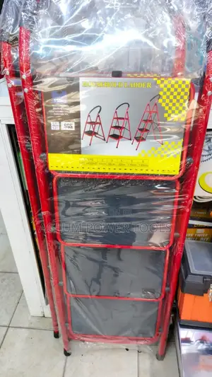A Shaped Ladder 4 Step Fiber Glass