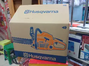 Commercial Husqvarna 272xp Chainsaw