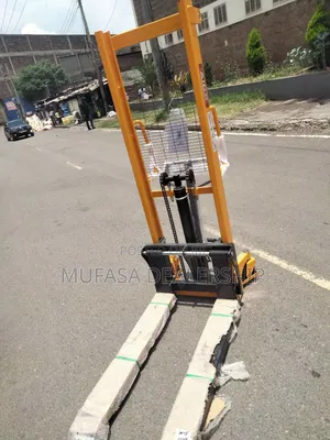 2t Aico Manual Stacker Lift