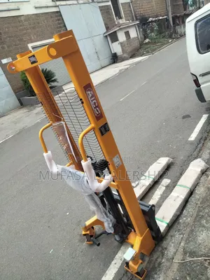 Hand/Foot Operated Manual Stacker