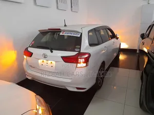 Toyota Corolla Fielder 2018 White