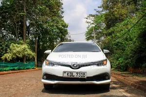 Toyota Auris 2016 White