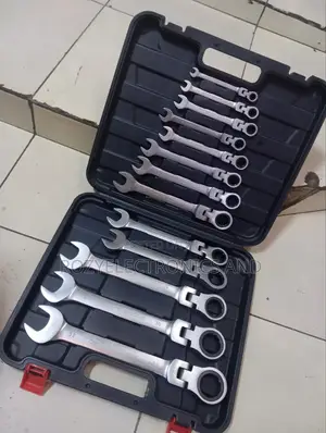 13 Piece Ratchet Spanner From 8 to 32