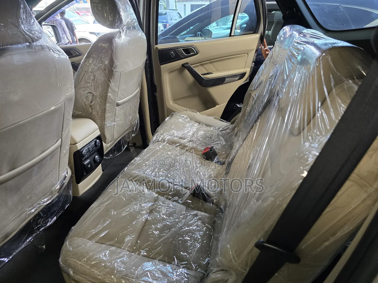 Ford Everest 2018 Gold