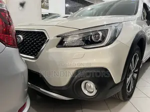 Subaru Outback 2018 White