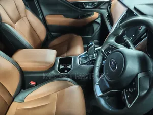 Subaru Outback Premium 2022 Gray