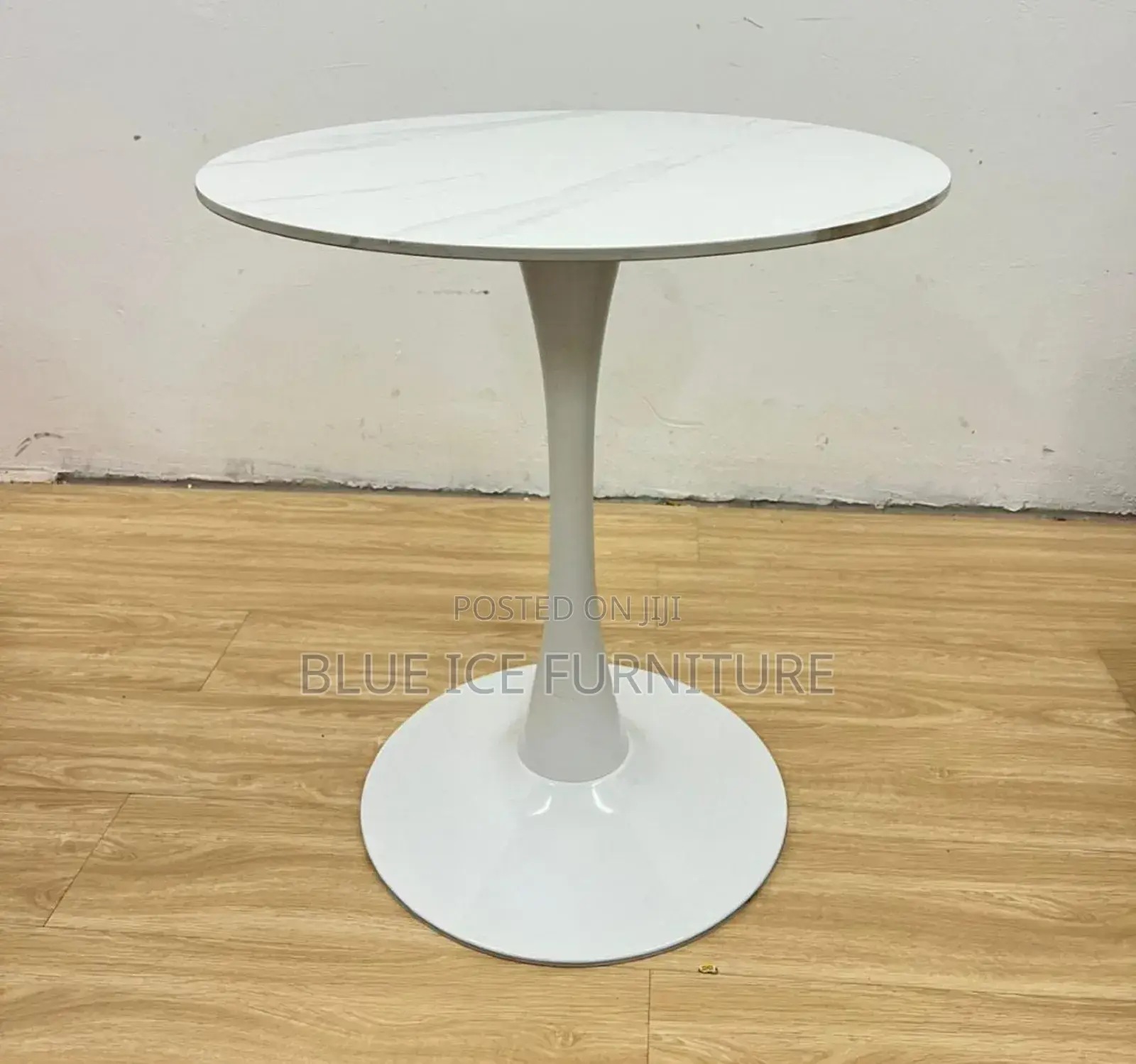 Marble Round Table