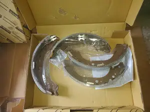 Brake Shoe Landcruiser 79 , 78 , 76