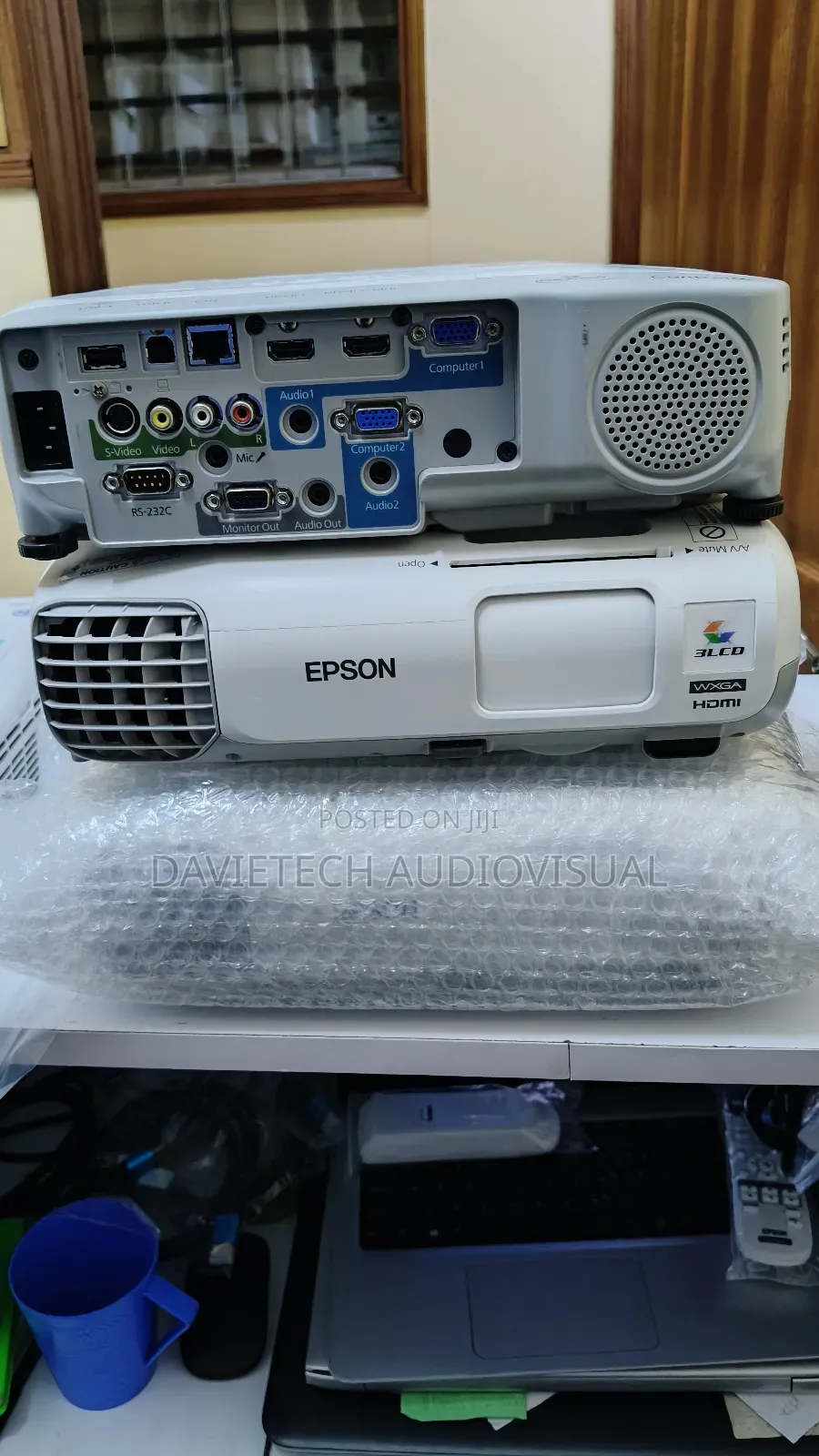 -#Epson Eb 955wh, 3200 Lumen Projector