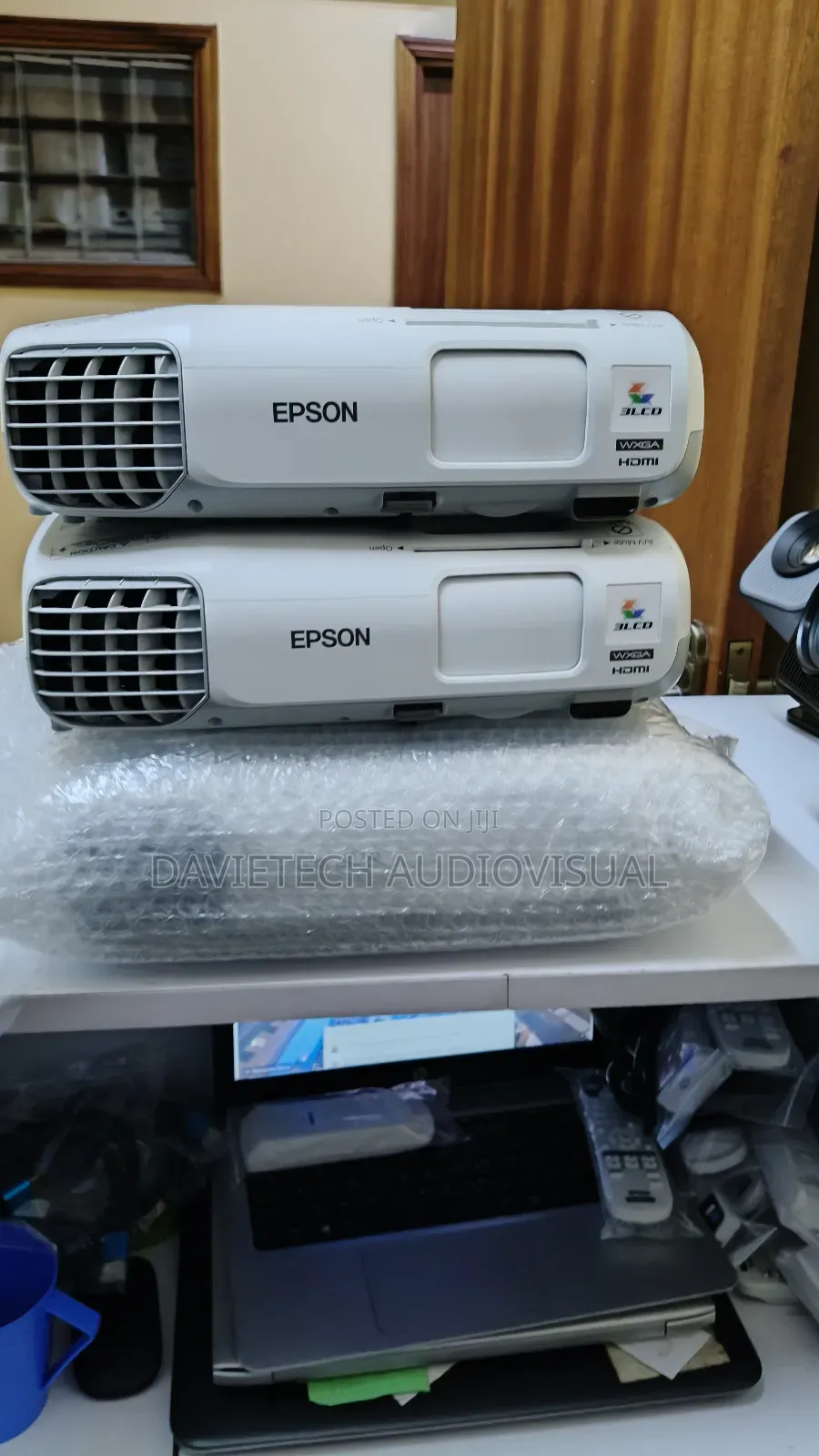 -#Epson Eb 955wh, 3200 Lumen Projector