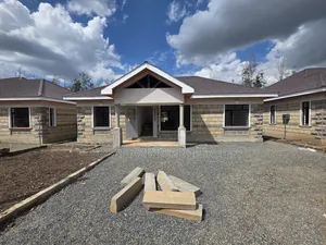 3bdrm Bungalow in Merisho, Matasia for sale