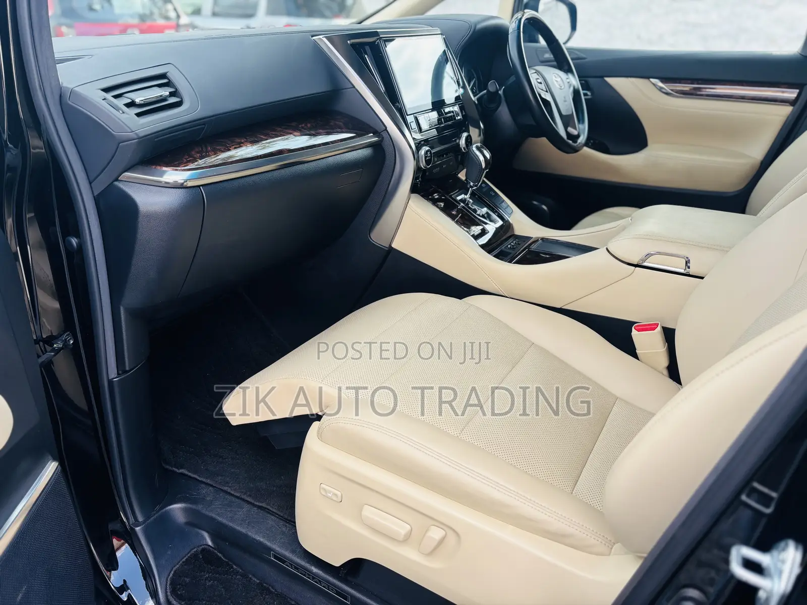 Toyota Alphard 2018 Black