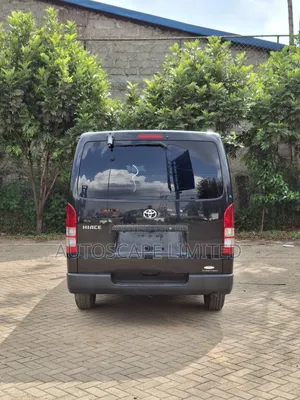 Toyota HiAce 2018 Black