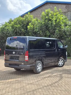 Toyota HiAce 2018 Black