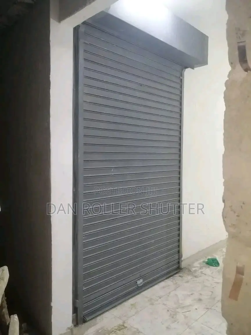 Transparent Roller Shutters for Display Shops