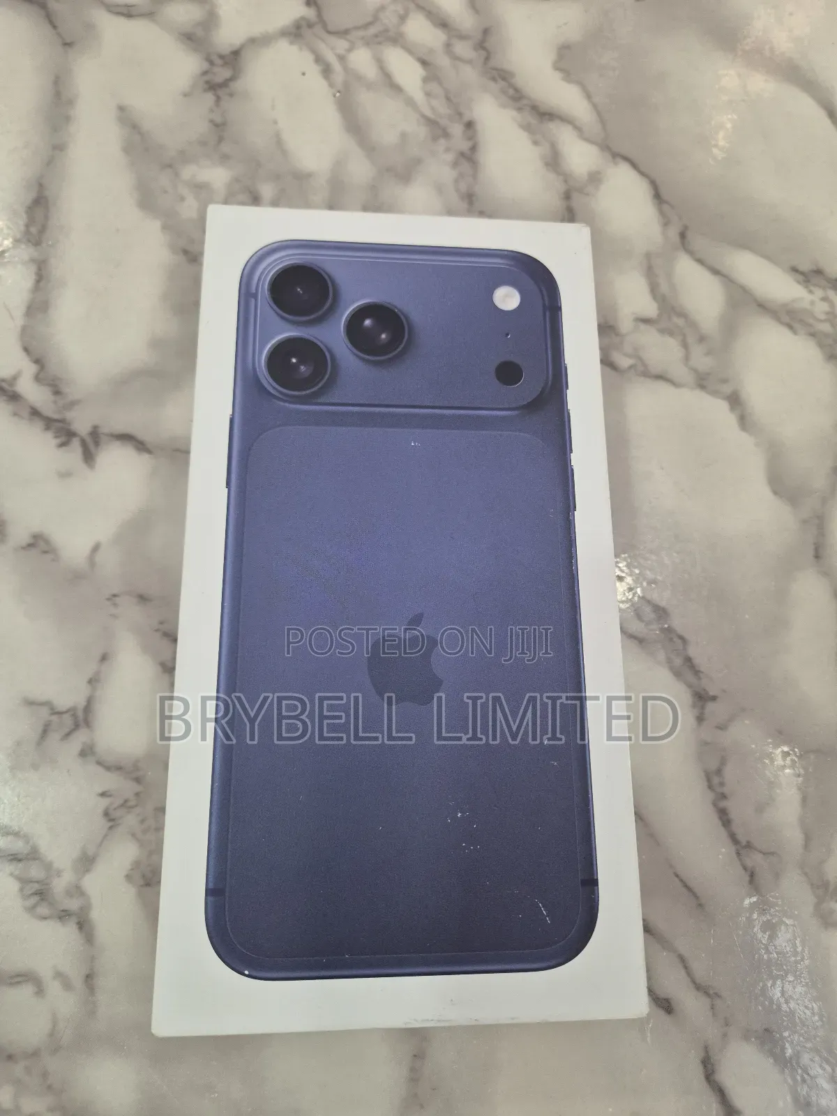 New Apple iPhone 17 Pro Max 256 GB Blue