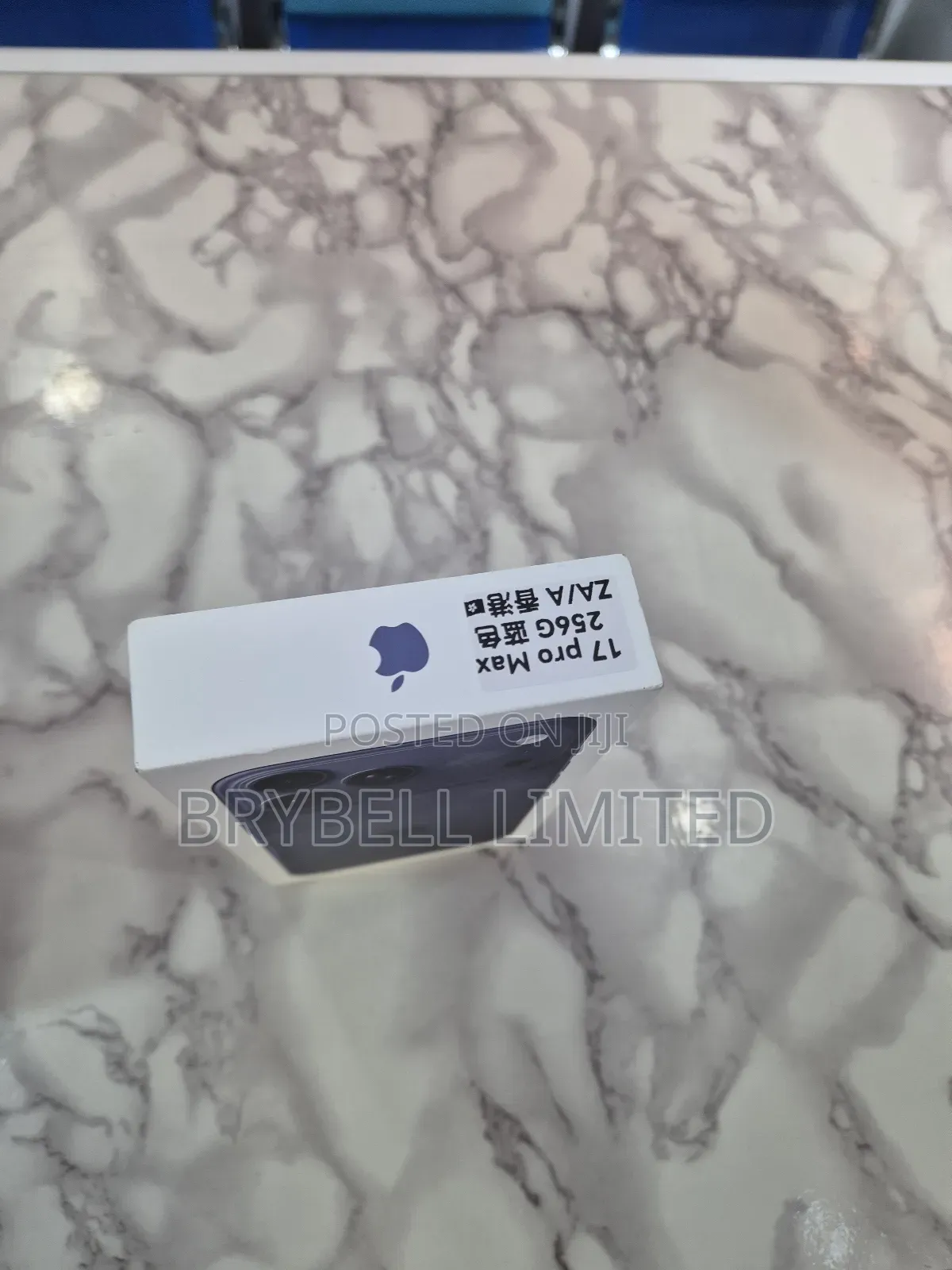New Apple iPhone 17 Pro Max 256 GB Blue