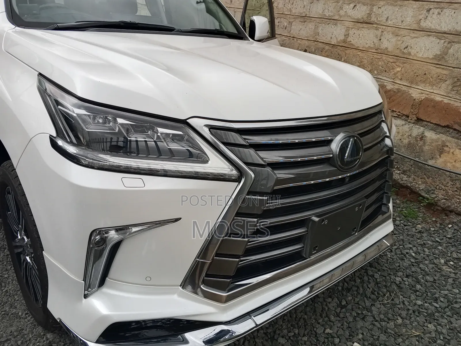 Lexus LX 2019 White
