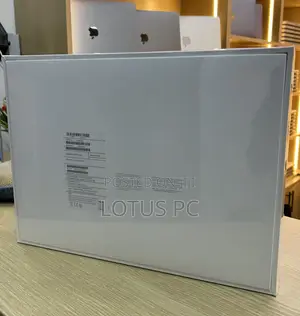 New Laptop Apple MacBook Pro 2021 M1 16GB Apple M1 Pro SSD 1T