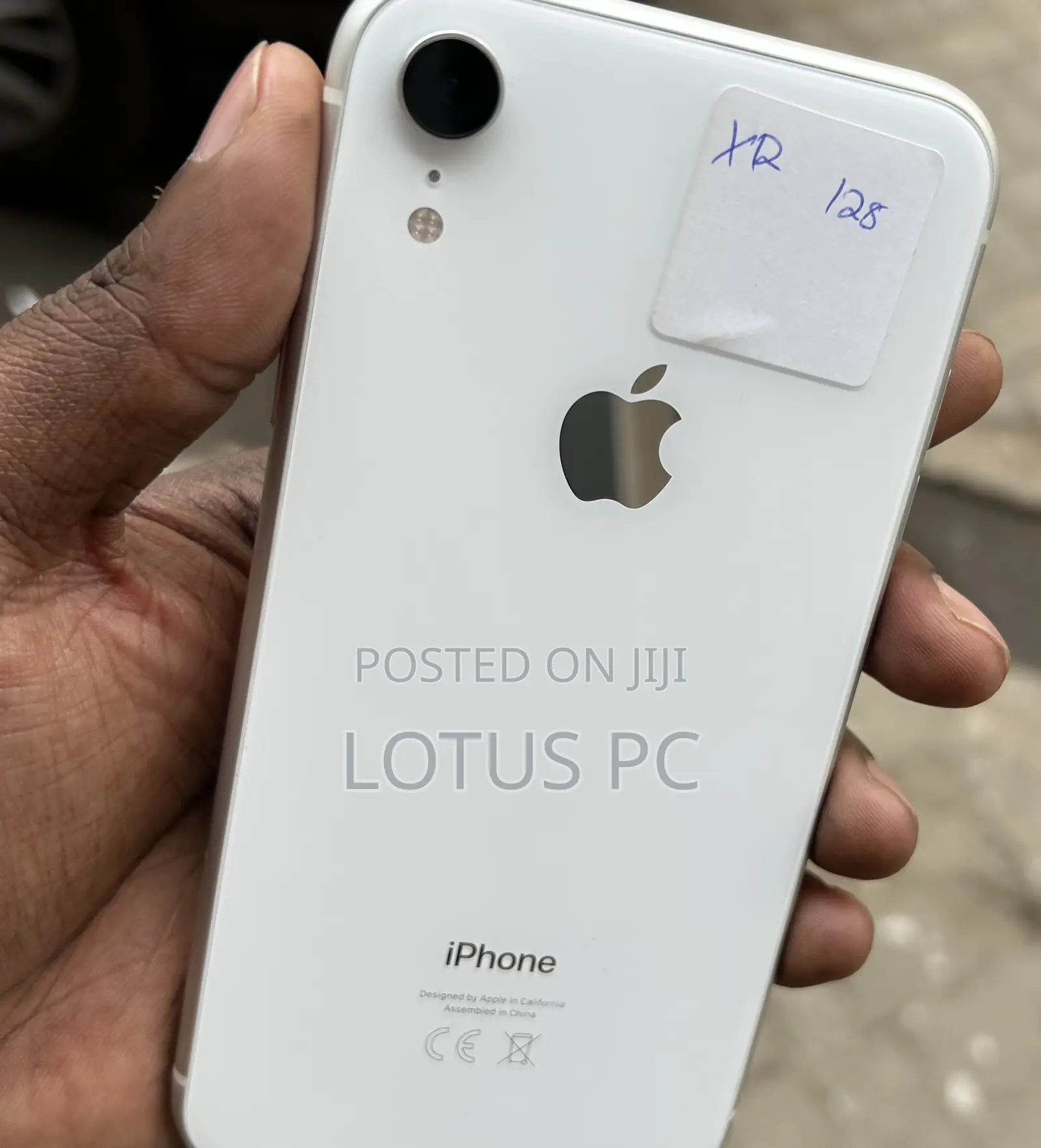 Apple XR 128 GB White