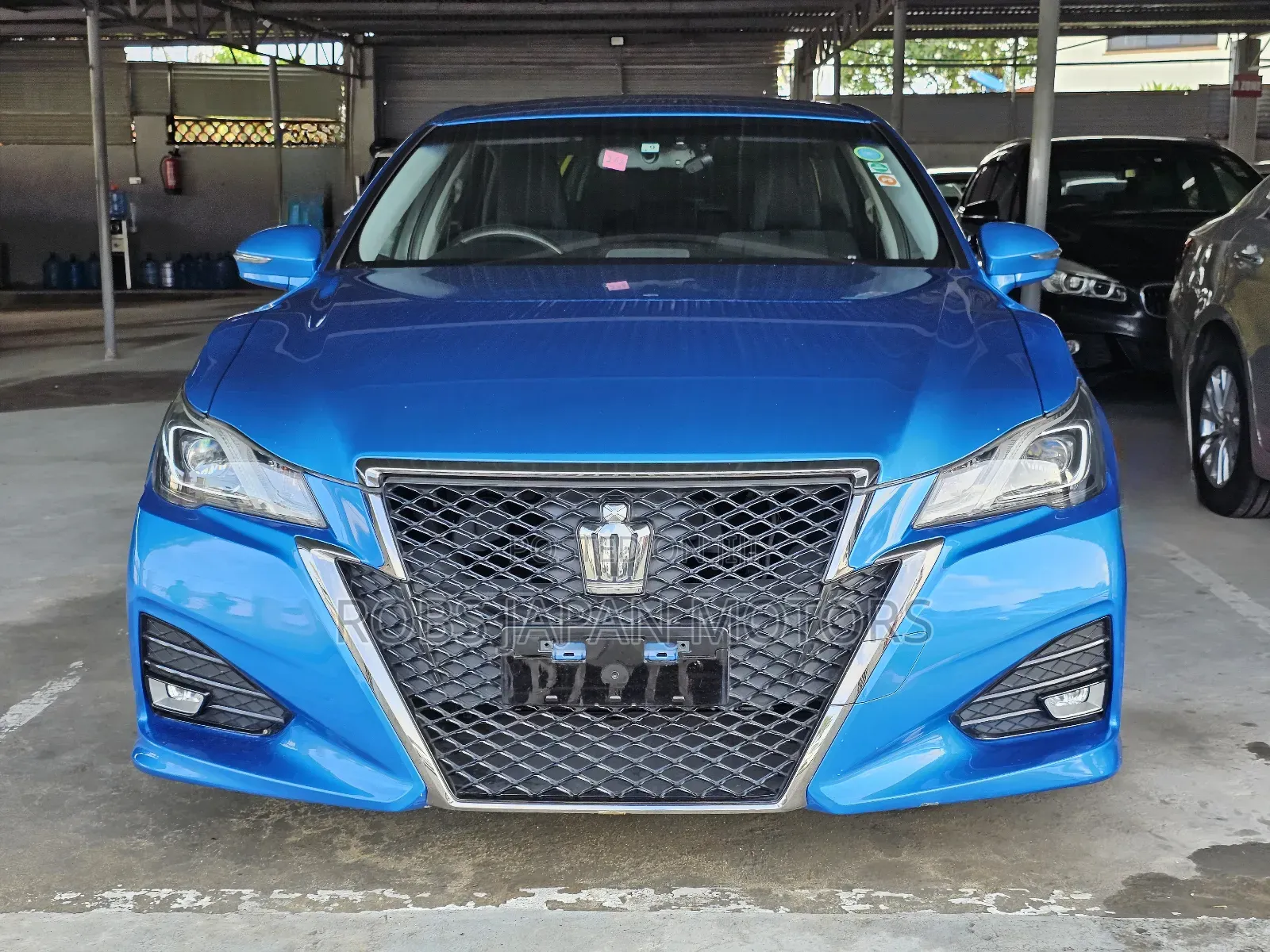 Toyota Crown 2017 Teal
