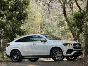Mercedes-Benz GLE-Class GLE 400d 4MATIC 2020 White