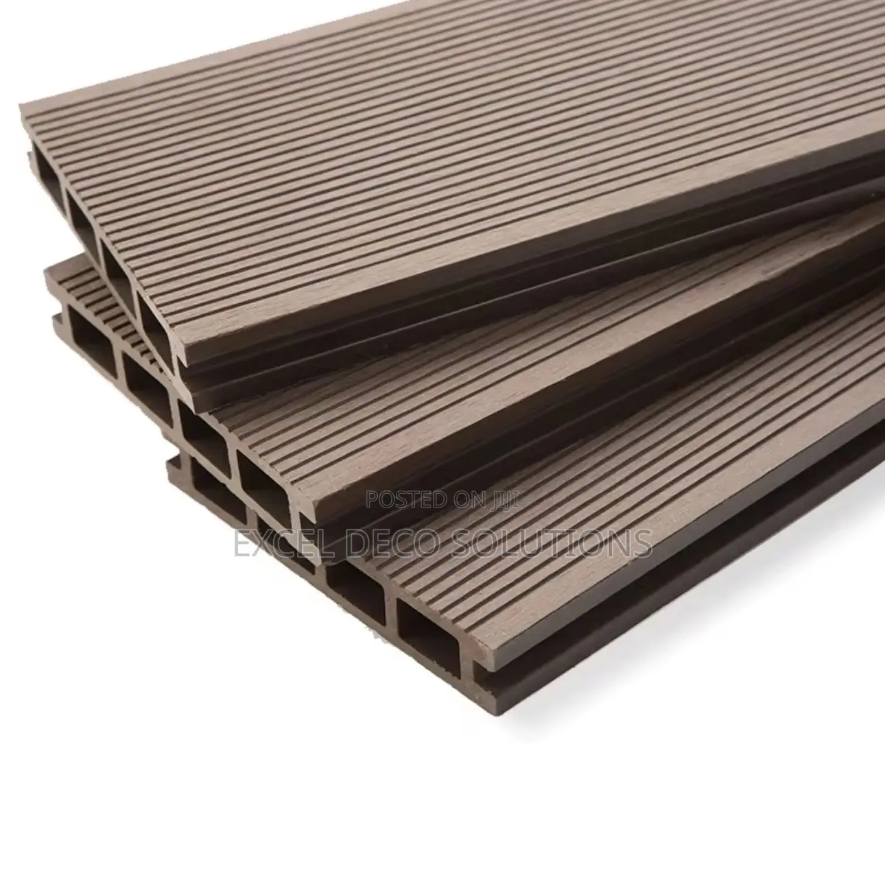 Eco-Friendly Decking With Wood Texture and Strength