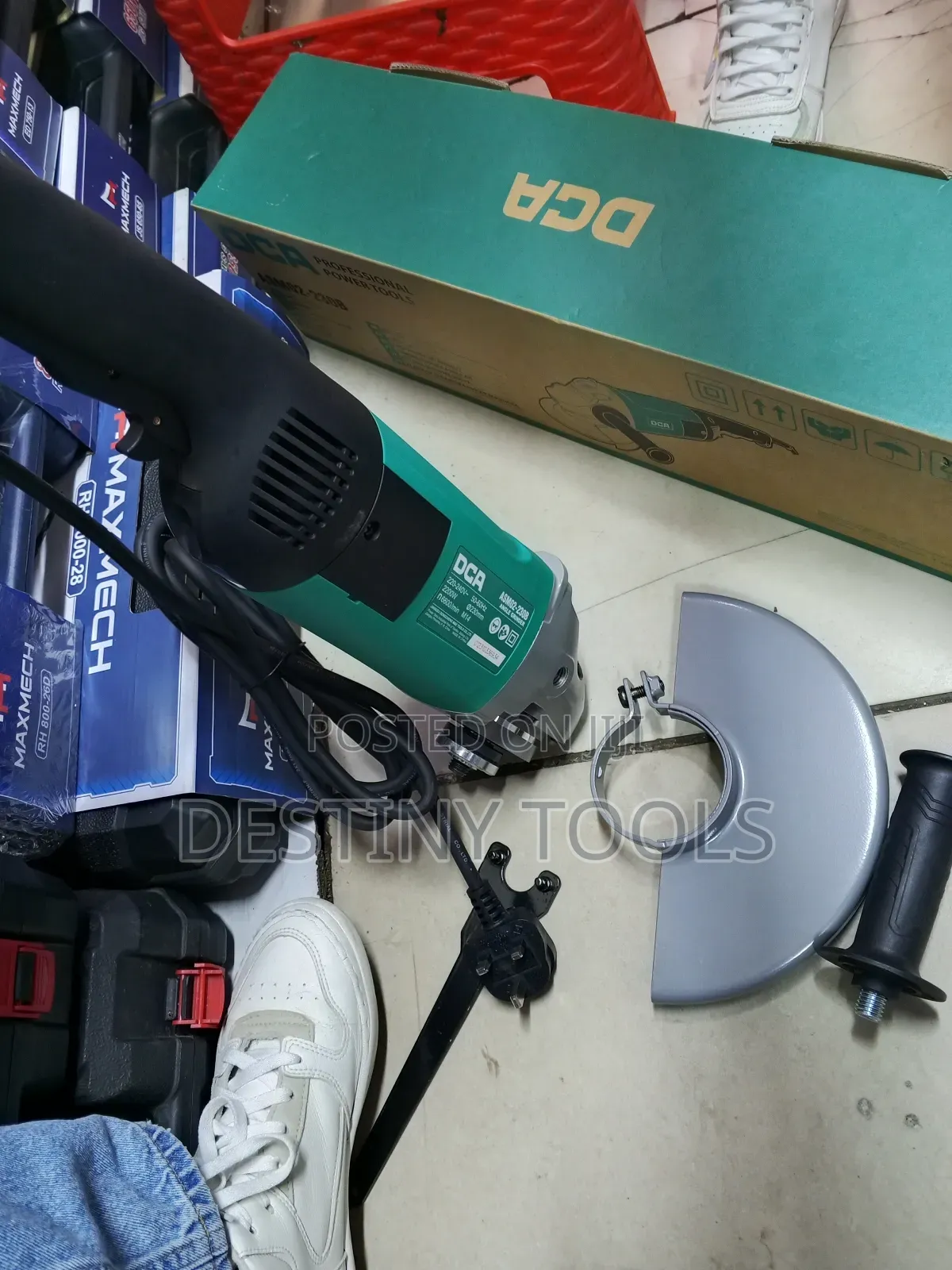 Dca Angle Grinder 9inch