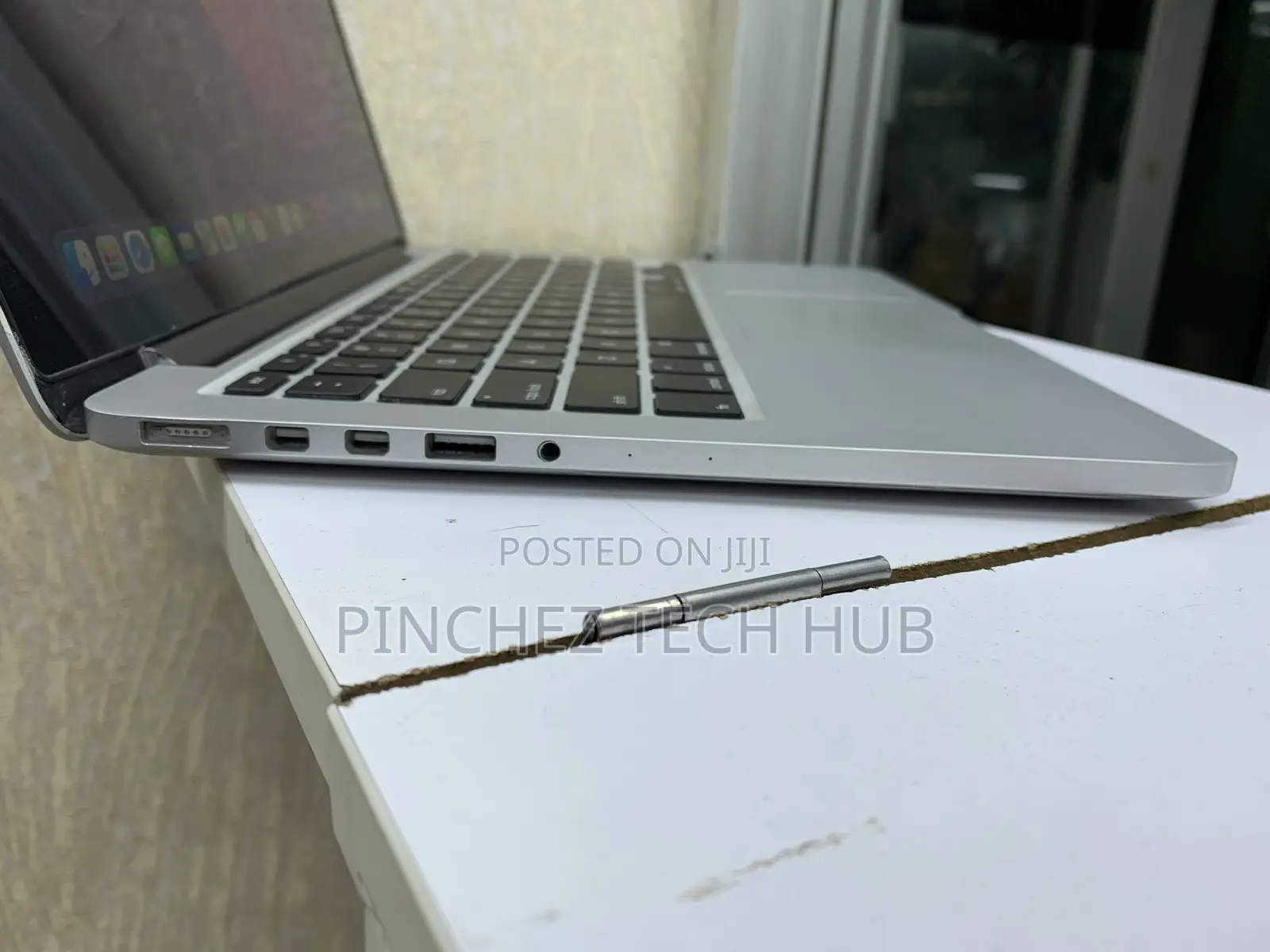 Laptop Apple MacBook Pro 2015 8GB Intel Core I5 SSD 256GB