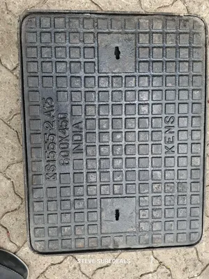 24 Inch by 18 Inches Cast Iron Manhole Cover (Heavy-Duty)
