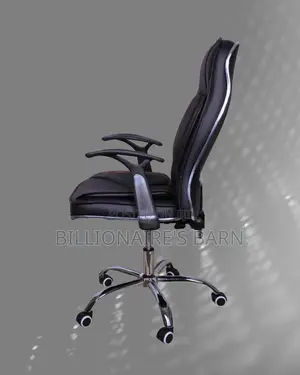 Executive Leather Office Chair | Ergonomic Padded Armrests