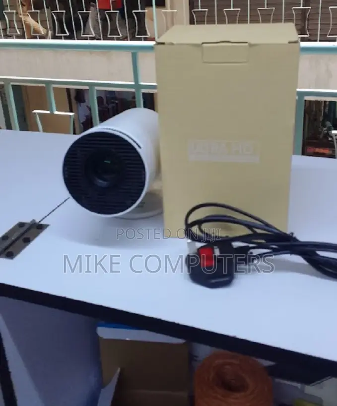 Super Clear Mini Portable Android 1080p Projector