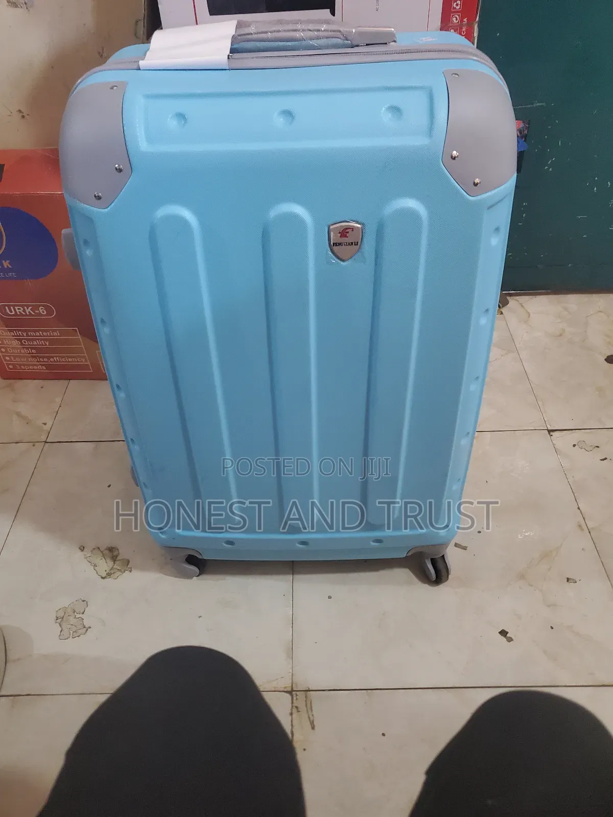 Fibre Executive Traveling Suitcase