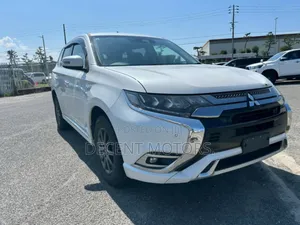 Mitsubishi Outlander 2.4 PHEV AWD 2018 White