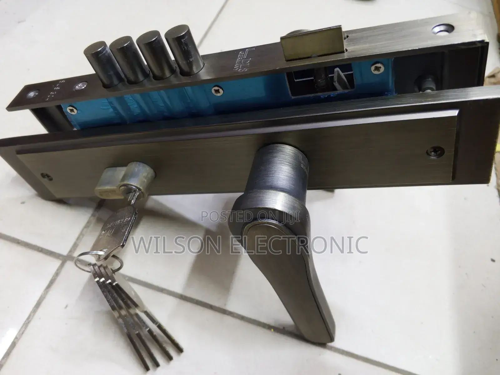 Heavy Duty Metallic Doors Lock. DSL 4 Pin Lock