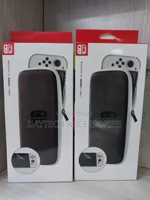 Nintendo Switch Carrying Case - Black/White