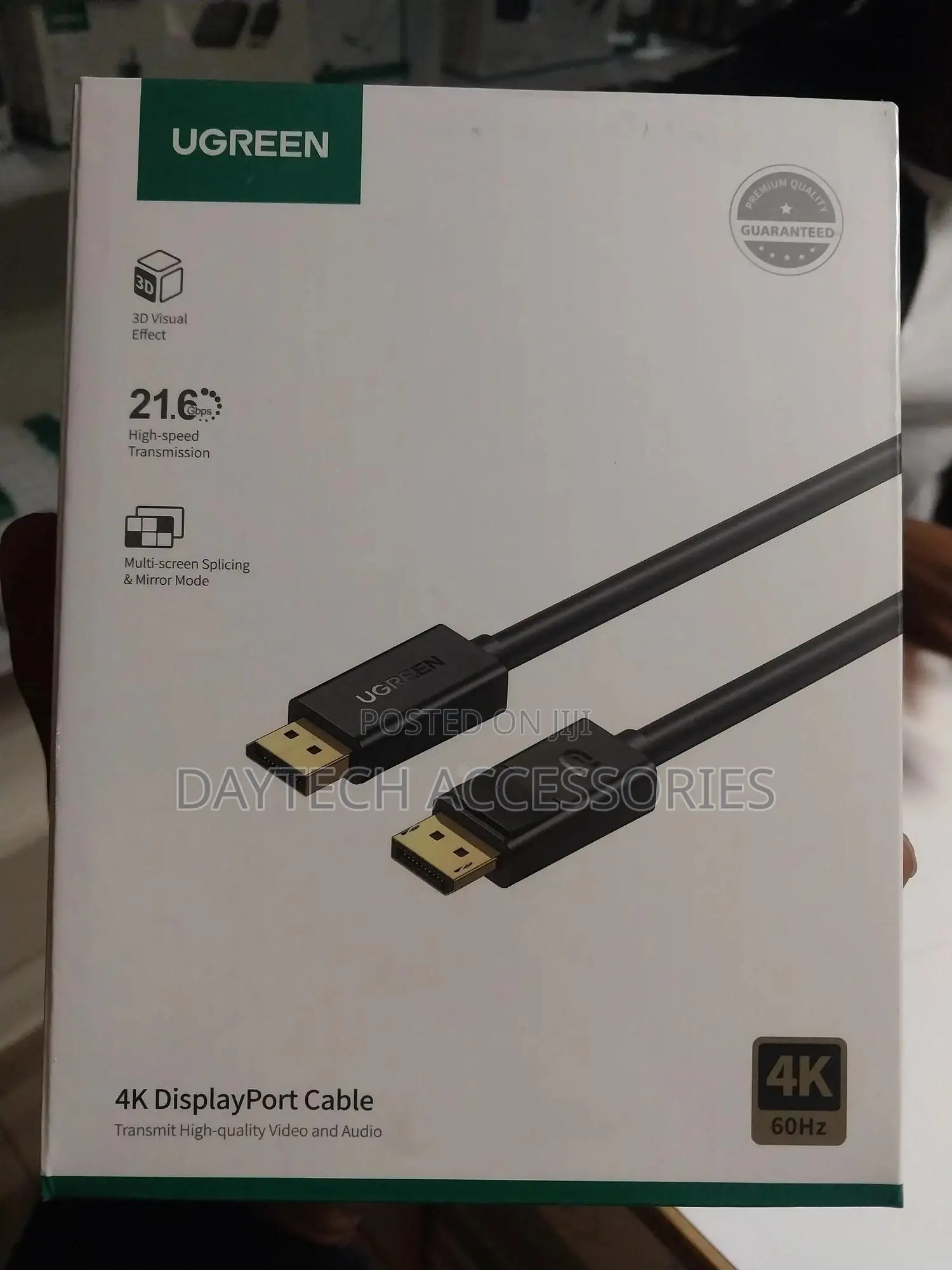 A Ugreen Displayport Cable (Model Dp102).