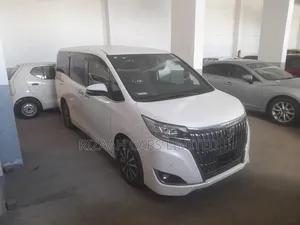 Toyota Esquire 2018 White