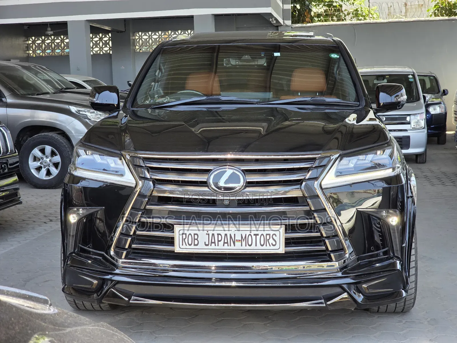 Lexus LX 570 AWD 2019 Gray