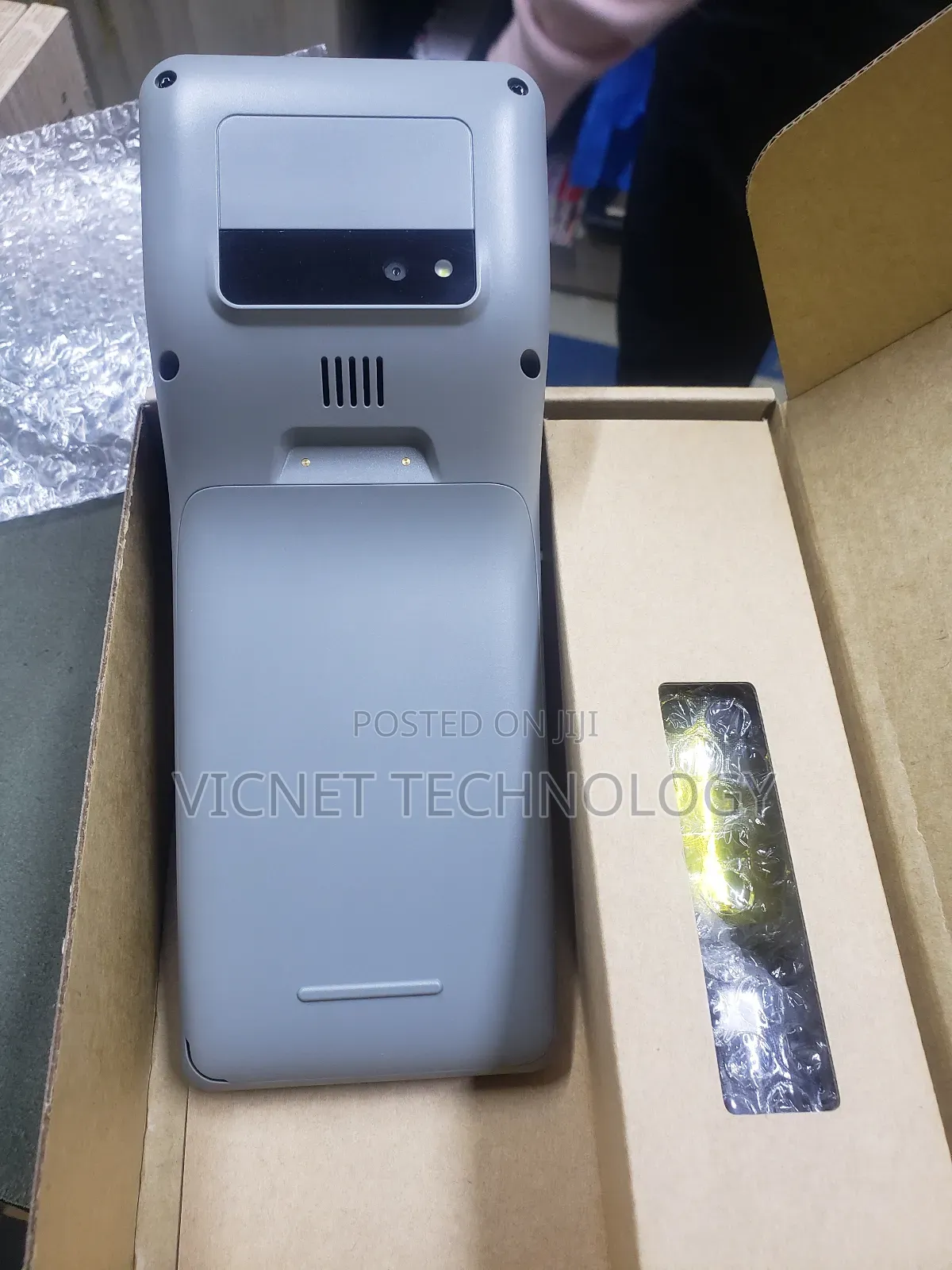 7 Inch Screen Android Version 14 Handheld Pos