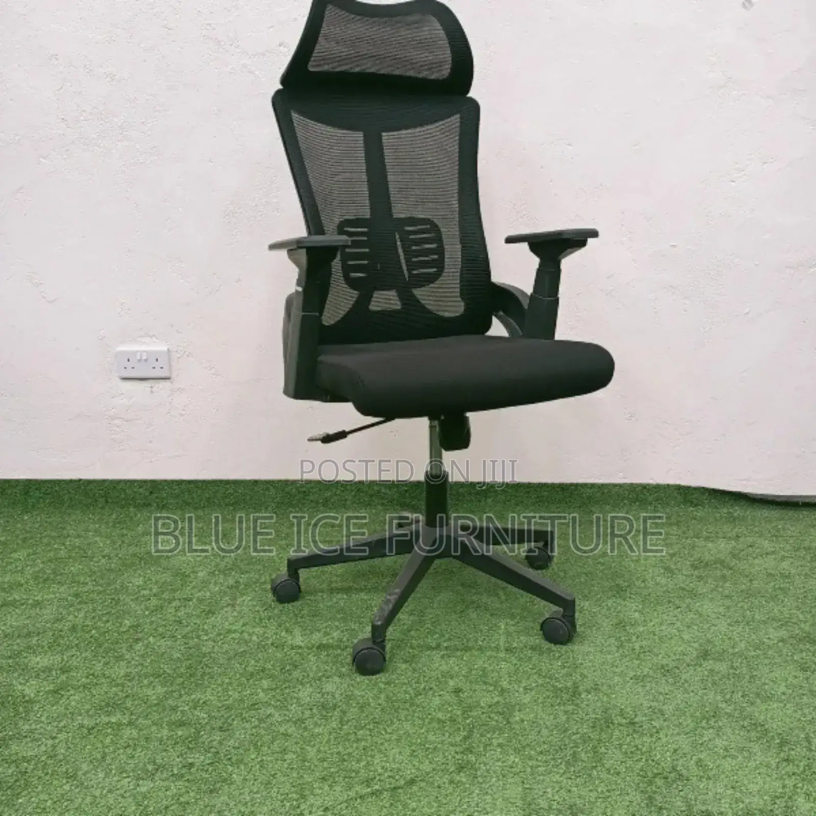 Breathable Modern Headrest Chair