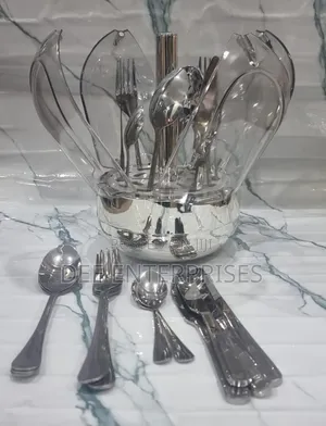 Rotating Luxury Crystal Dome Shape Cover 24pc Cutlery Set