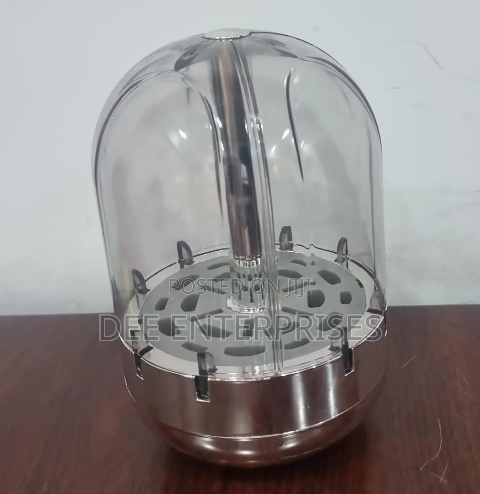 Rotating Luxury Crystal Dome Shape Cover 24pc Cutlery Set