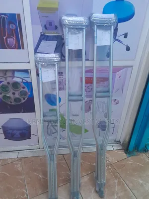 Adult Walking Crutches, Under the Arm Crutches