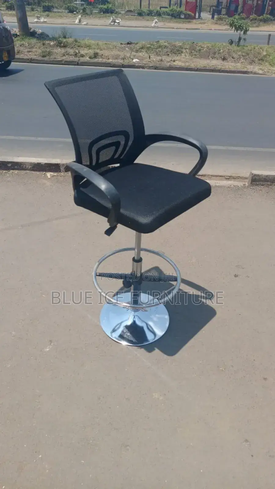 Adjustable Counter Mesh Chair