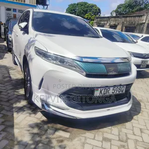 Toyota Harrier 2018 White