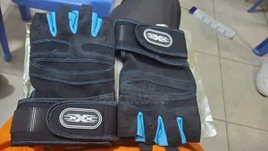 Gym Gloves Non-Slip Weight Lifting Gloves With Wrist Straps Support