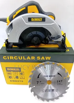 Dewalt Circular Saw / 7 Inch Circular Saw